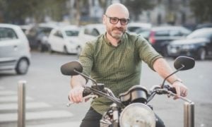 Motorkár