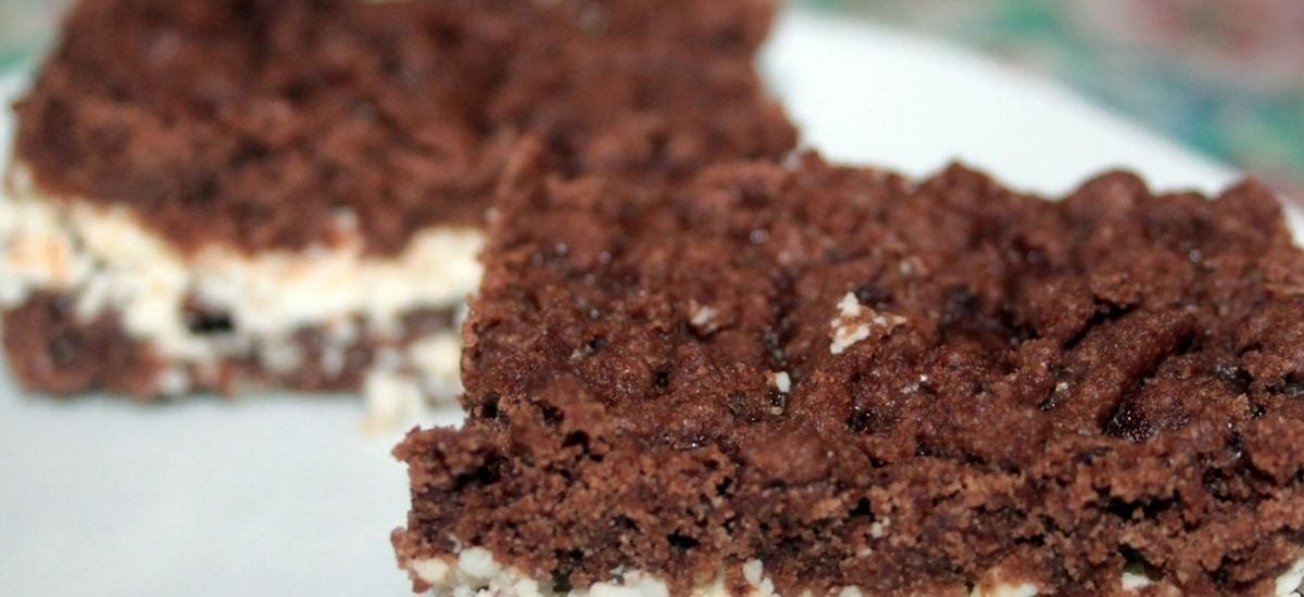 Strúhaný tvarohovo-čokoládový koláč