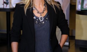 Emma Tekelyová