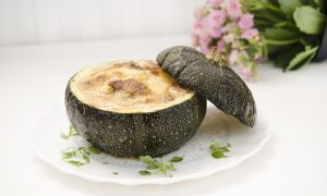 Cuketa plnená kuracím mäsom a bryndzou