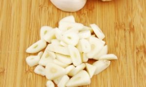 Cesnak