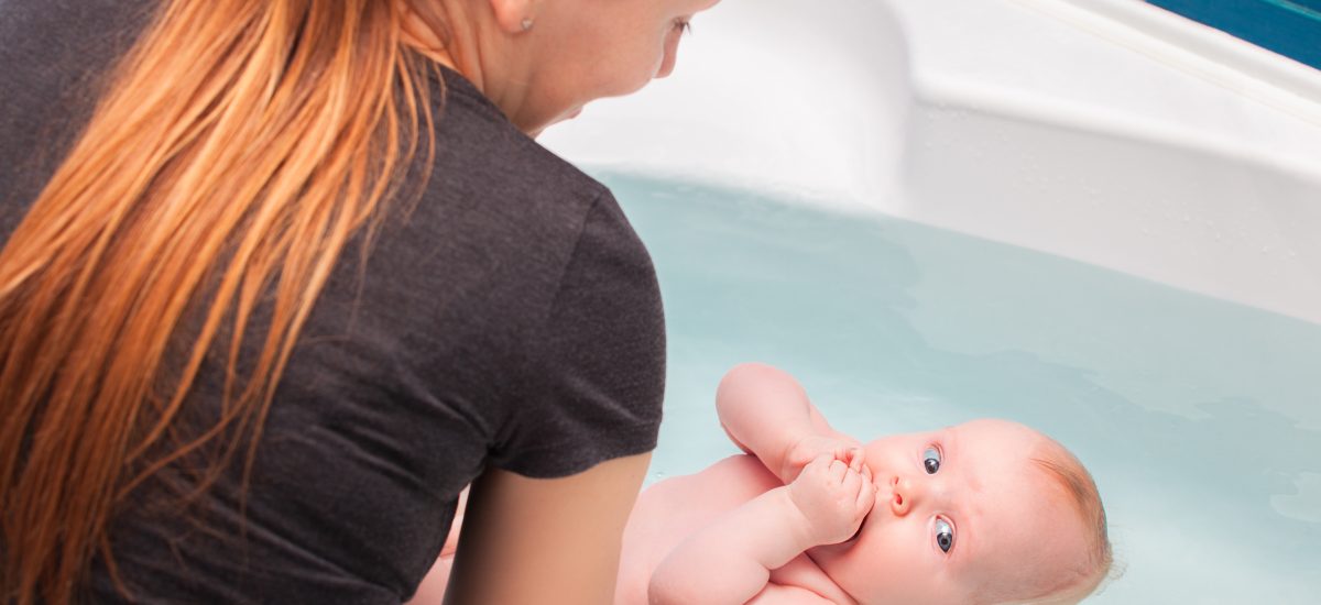 Naučte sa ako kúpať novorodenca