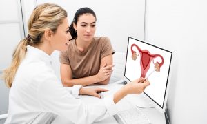 žena u gynekologičky, zmrazenie vajíčok