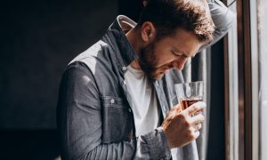 muž alkoholik