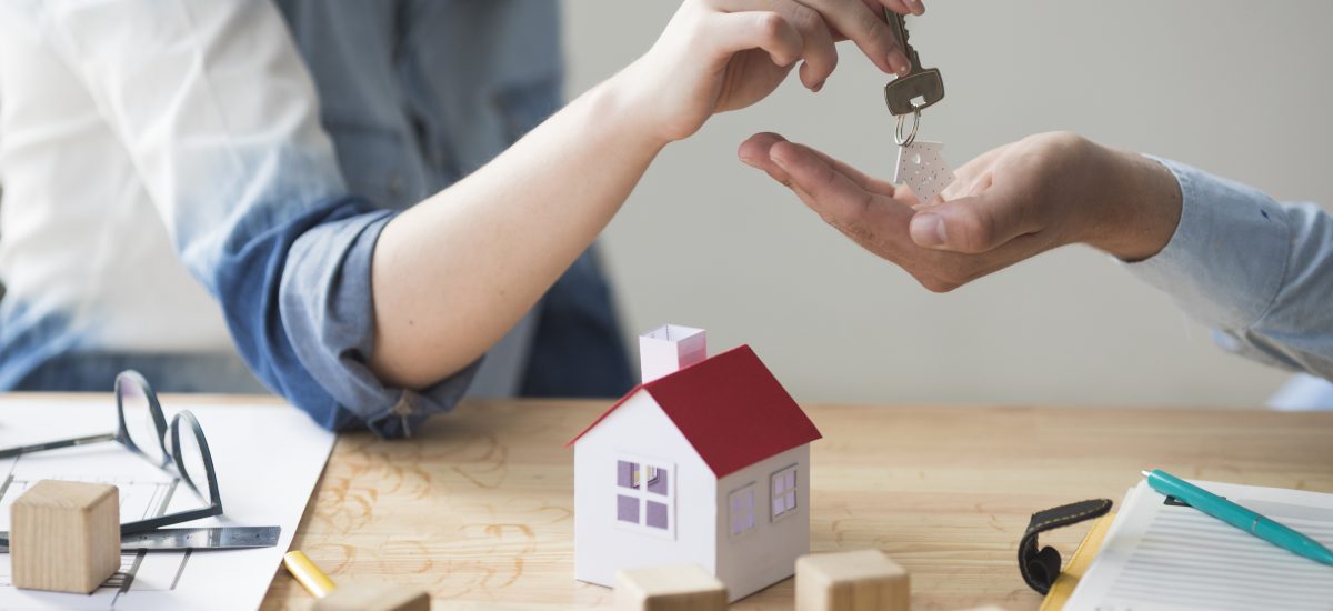 žiadosť i hypotéku ; hypotéka ; podávanie kľúčov od domu
