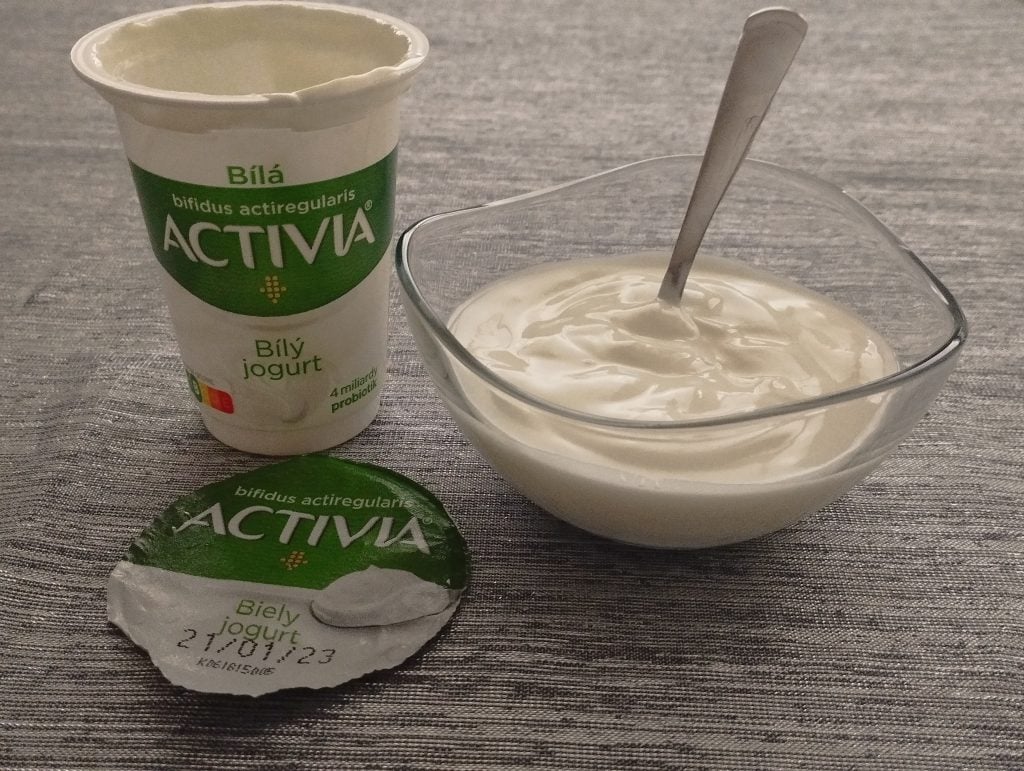 Test bielych jogurtov, Activia