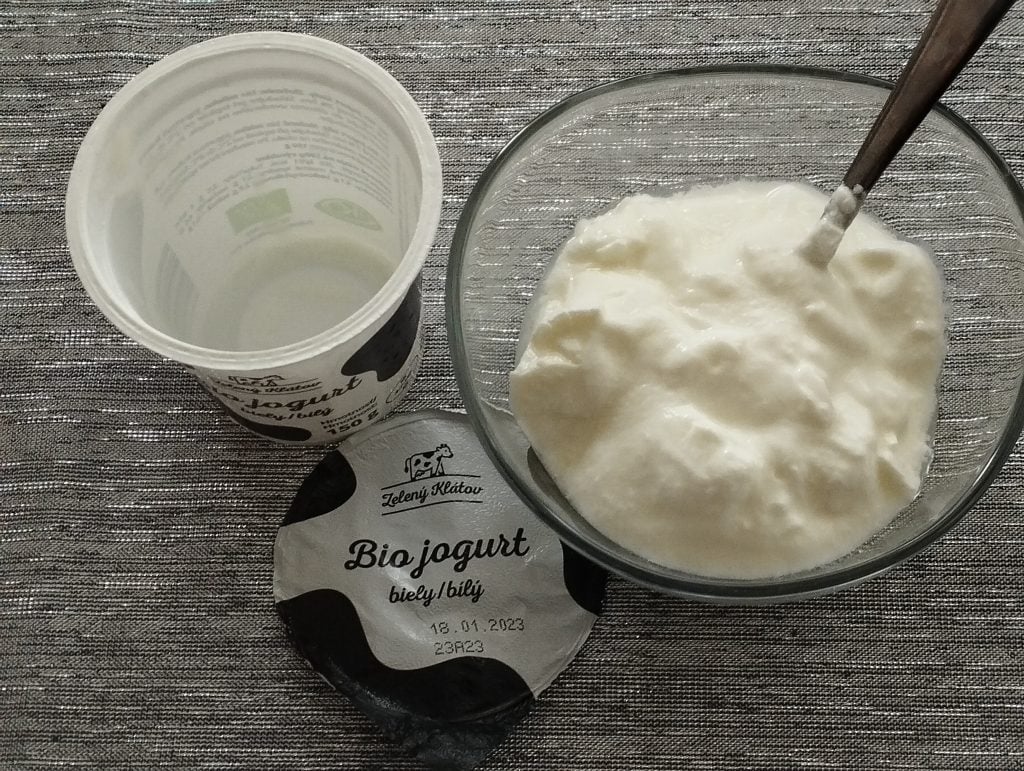 Test bielych jogurtov, Bio jogurt Zelený klátov