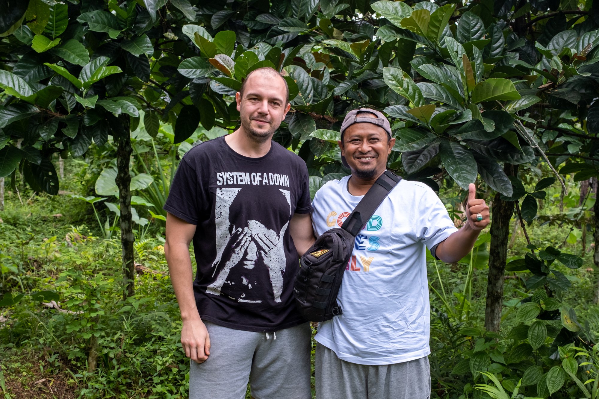 S farmárom Fendim na východnej Jáve spoločne zbierali kávu odrody liberika