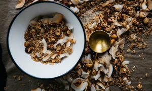 Granola s chuťou mrkvového koláča