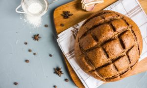 upečený ražný chlieb