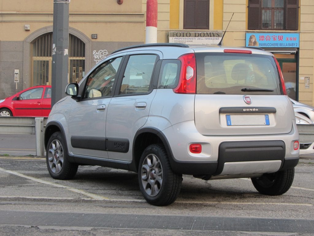 Fiat Panda, Automobil