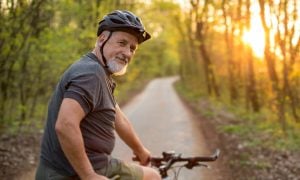 Seniori bicyklovanie
