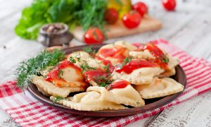 ravioli a najjednoduchšia omáčka na cestoviny