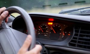 jazda autom a používanie zimných pneumatík
