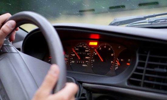 jazda autom a používanie zimných pneumatík