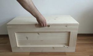 úžitkový úložný box z dreva