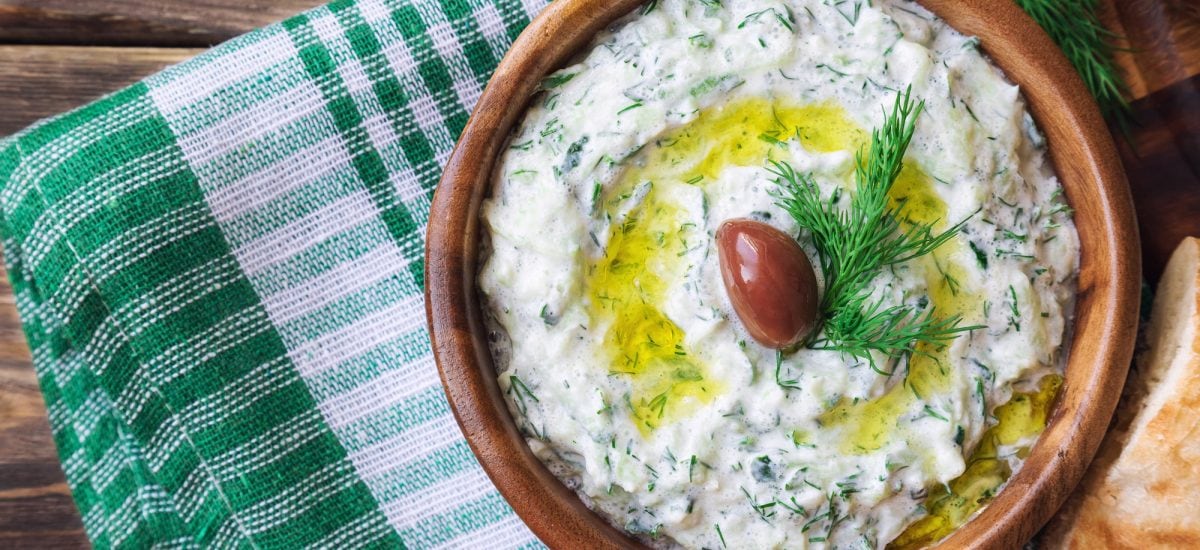 tradičné tzatziki v miske