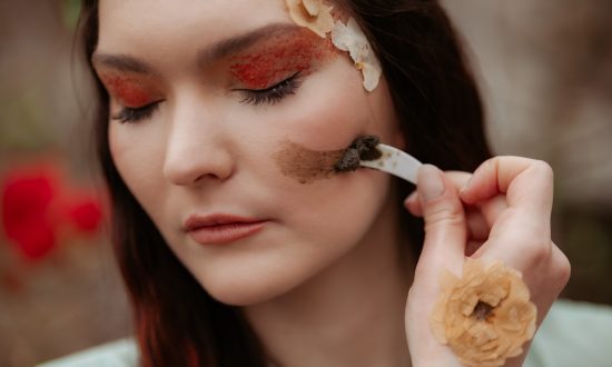 Vitamíny sú dôležité nielen pre naše celkové zdravie, ale aj pre dobrú kondíciu pokožky. Objavte tie správne produkty na pleť nabité vitamínmi.