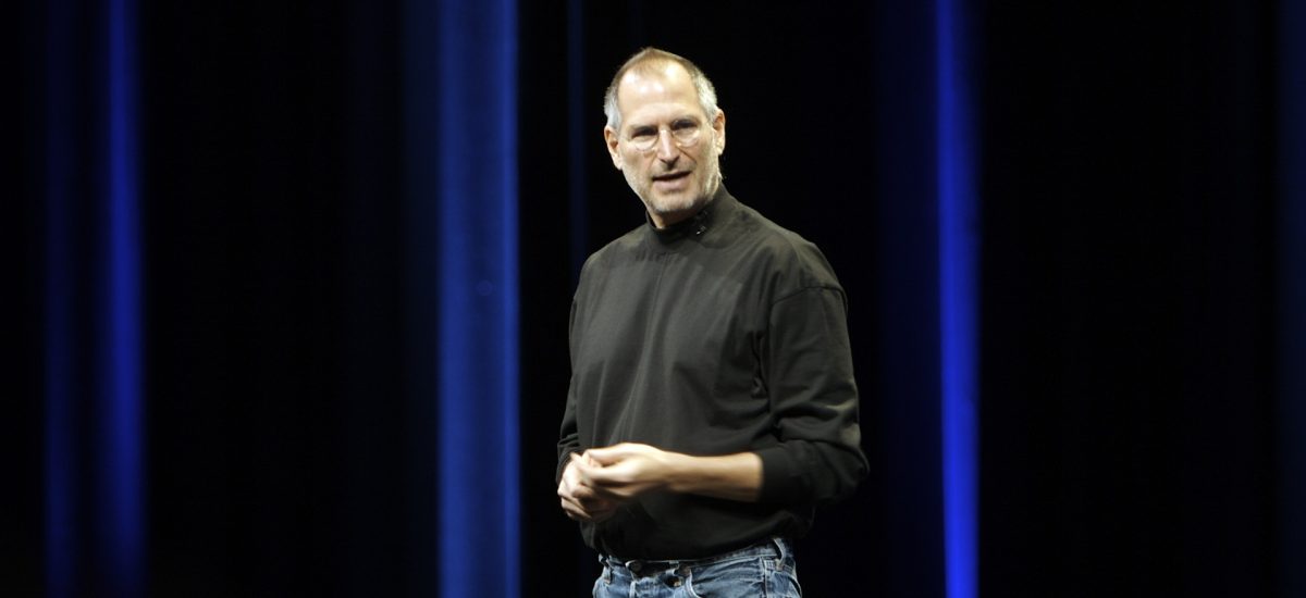celosvetovo úspešný americký podnikateľ Steve Jobs