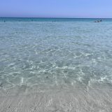 Na návštevu však zvoľte iný mesiac ako august, pláž La Cintia bola preplnená na prasknutie! (Zdroj: MZ)